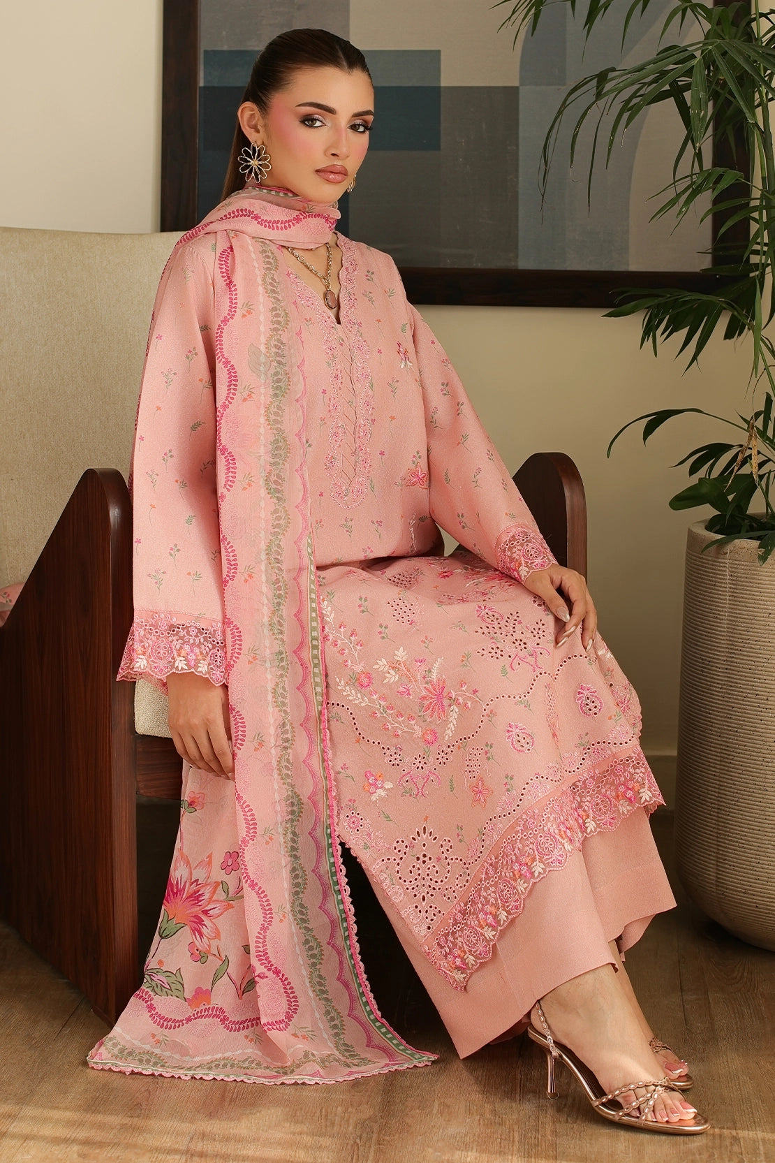 3 Piece - Embroidered Lawn Karandi  - 3912