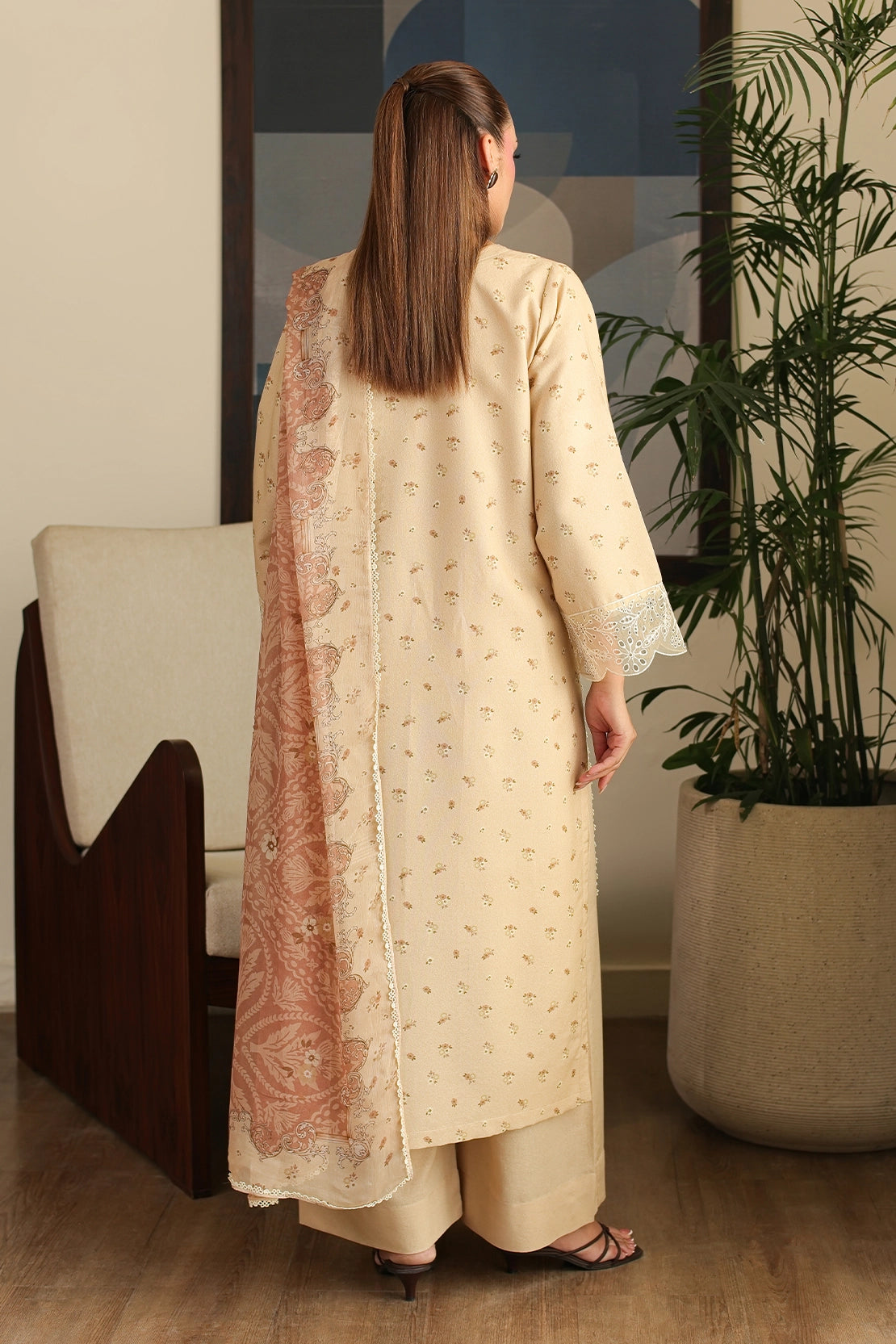 3 Piece - Embroidered Lawn Karandi  - 3916