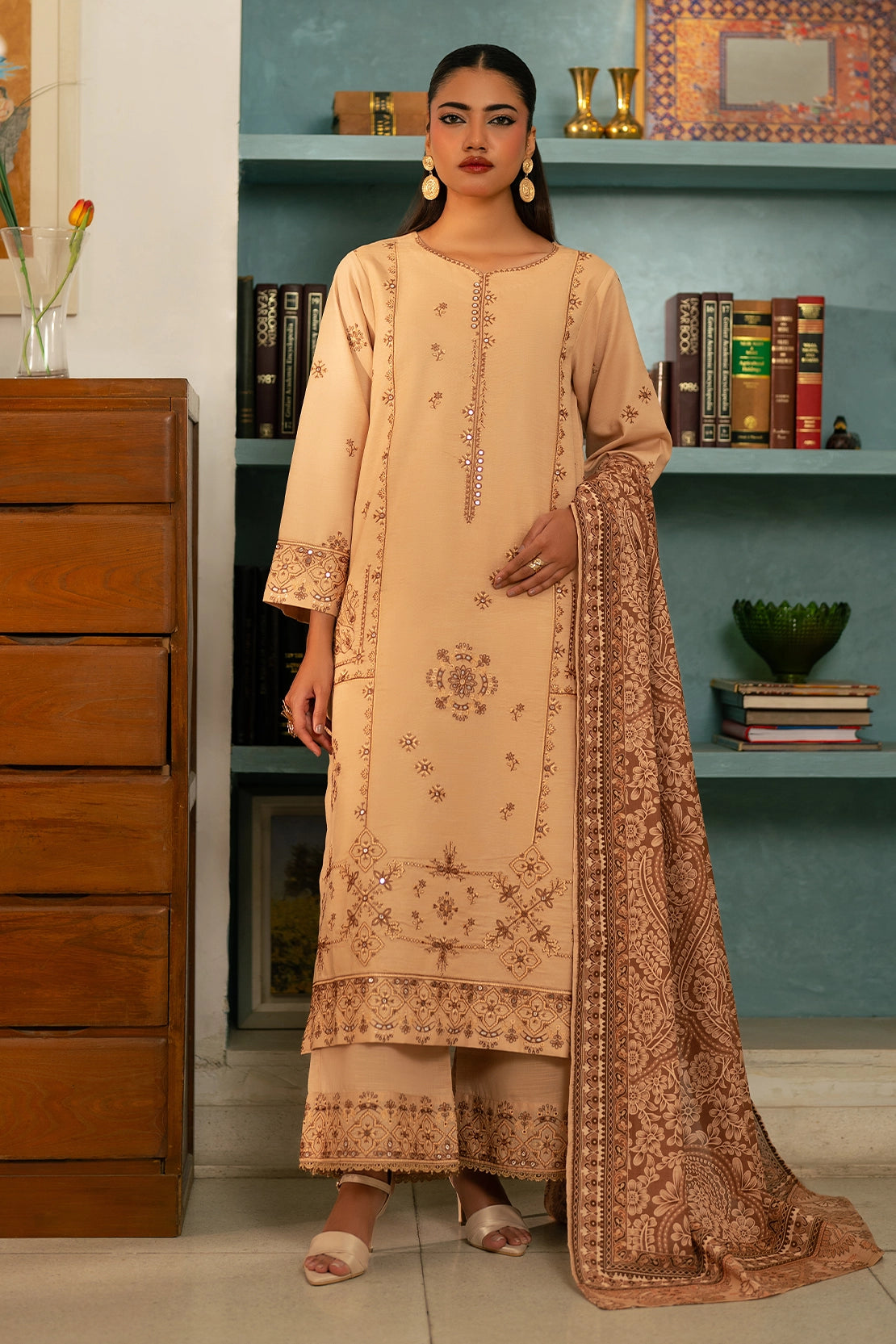 3 Piece - Embroidered Khaddar - 1032