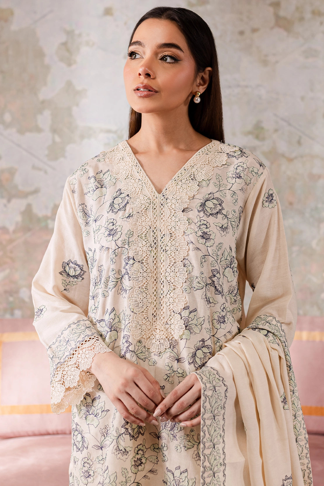 LUXURY EMBROIDERED KARANDI SET - 9325