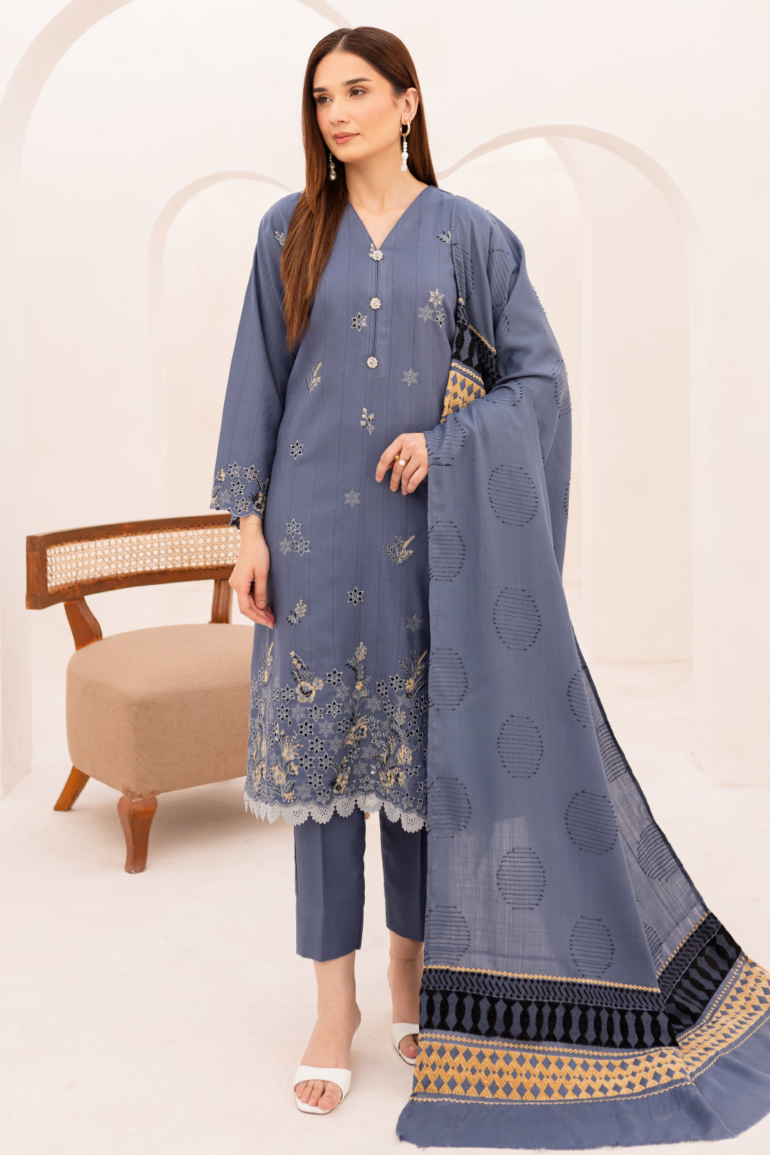 3 PIECE - PREMIUM EMBROIDERED WOOL - 5006