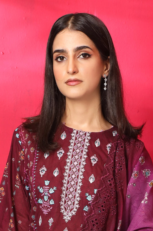 3 Piece - Premium Embroidered Lawn - 7773