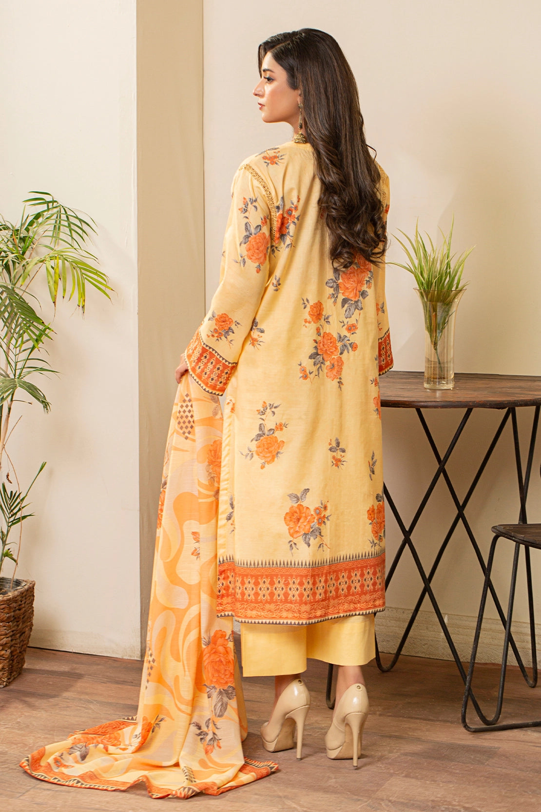 3 PIECE - PREMIUM EMBROIDERED LAWN - 9115