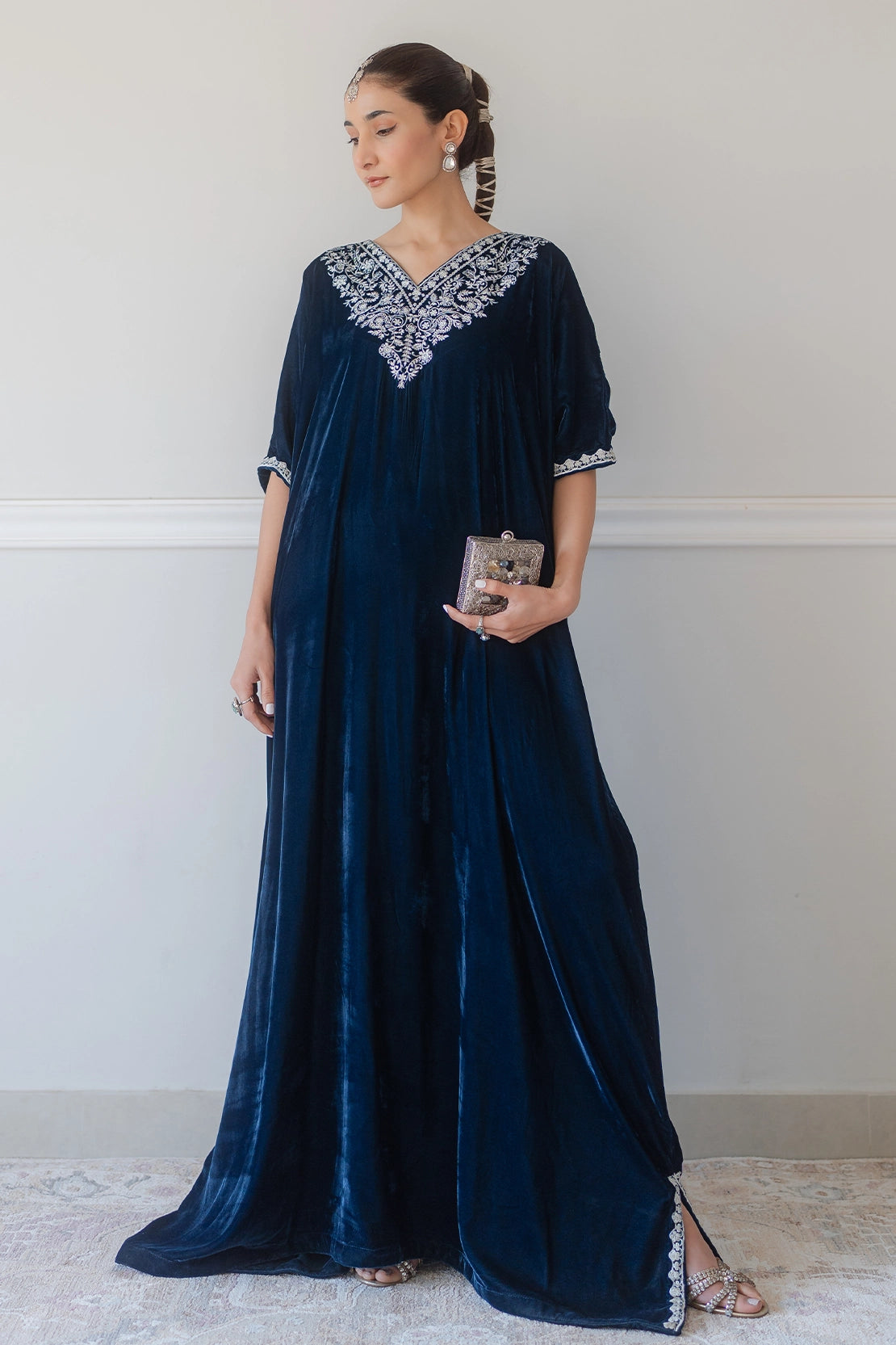 Stitched 1 Piece - Velvet - Shaam Kaftan