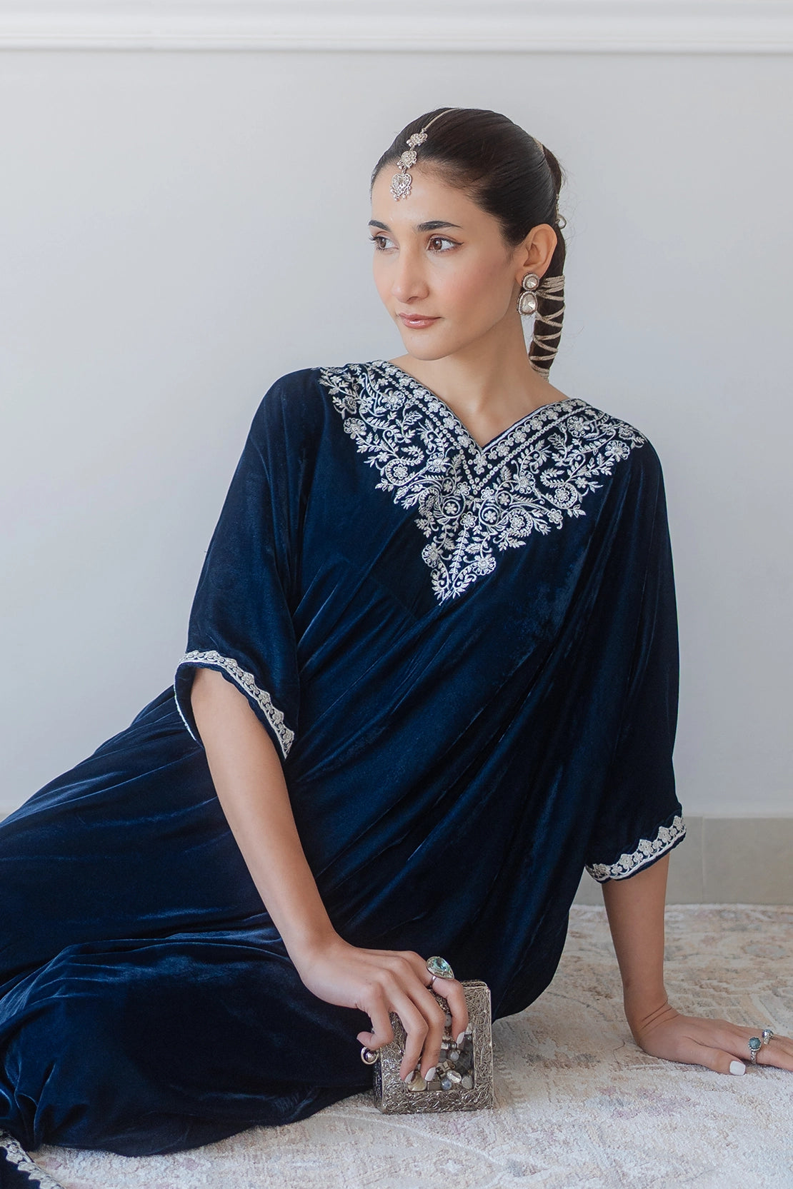 Stitched 1 Piece - Velvet - Shaam Kaftan
