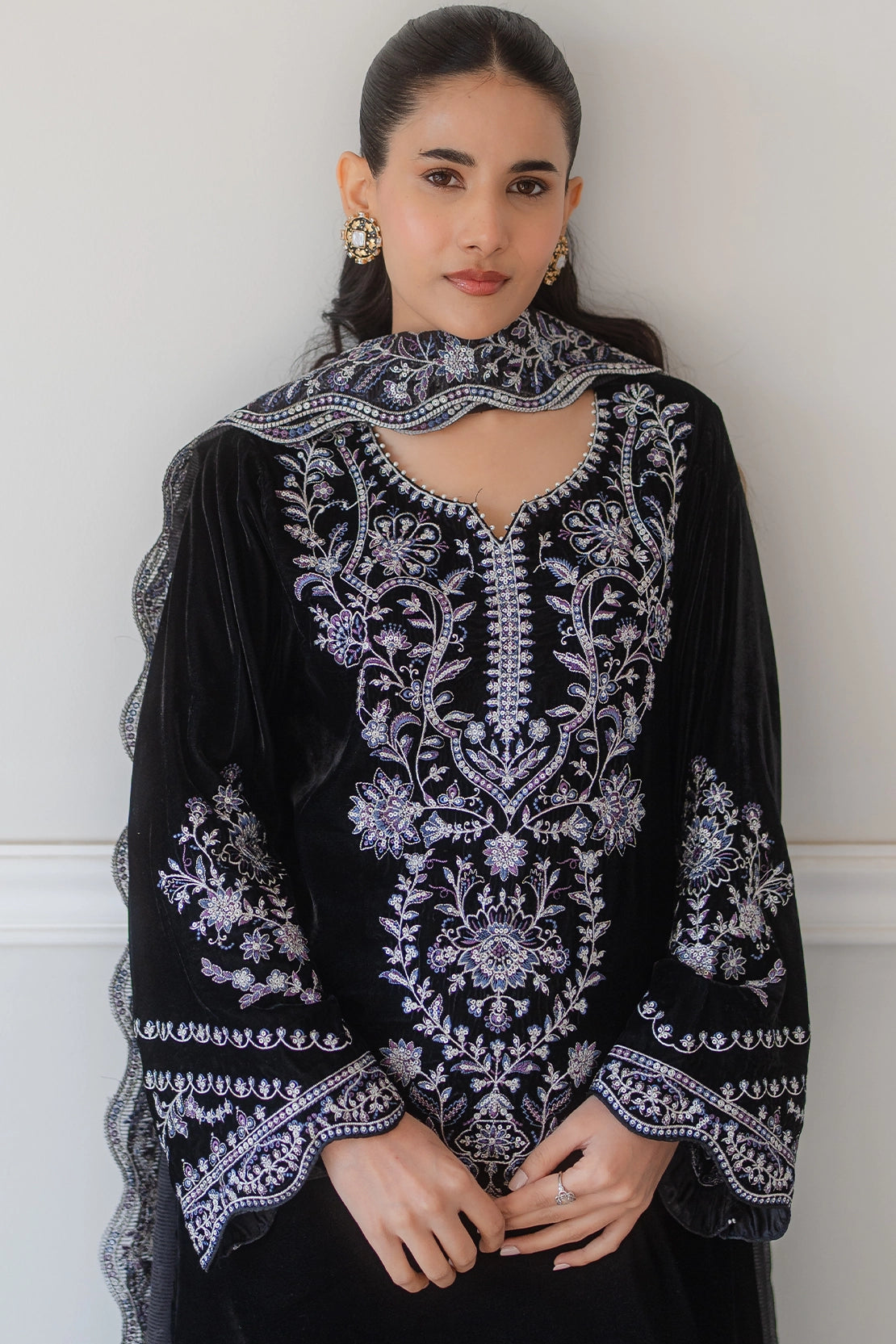 Stitched 3 Piece - Velvet - Noir