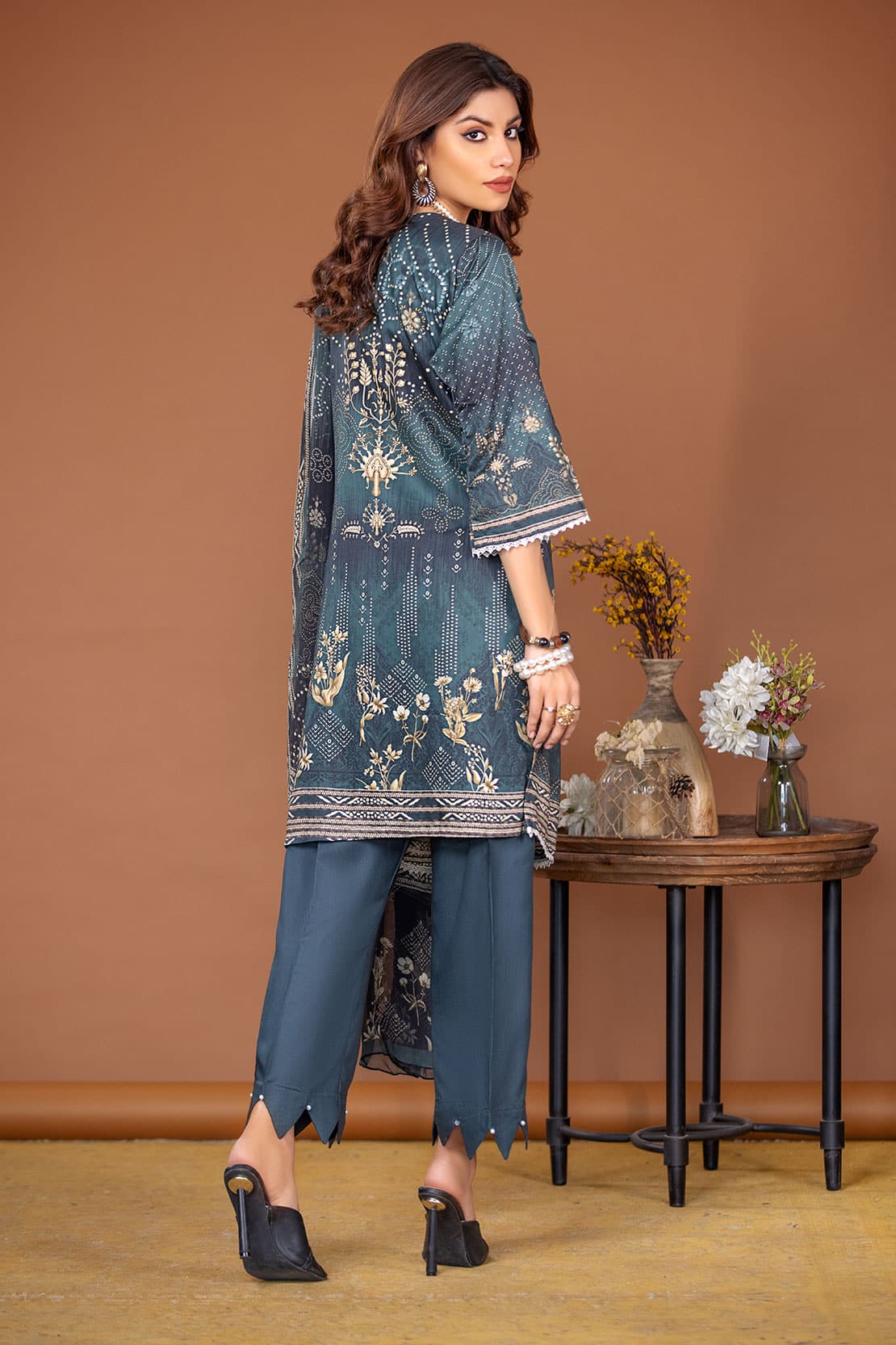 AMANI Embroidered Viscose 6962