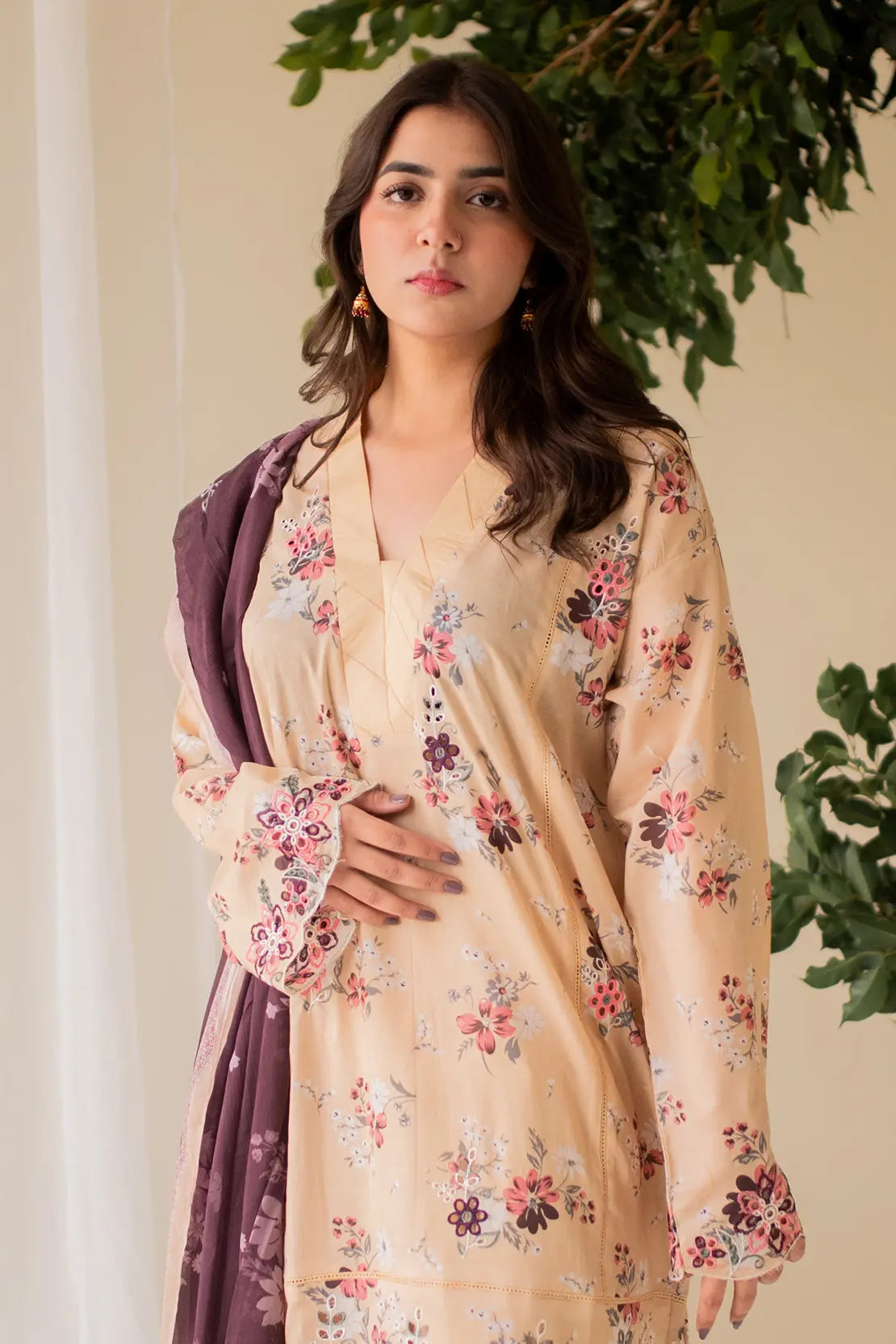 3 Piece - Embroidered Lawn - 8197