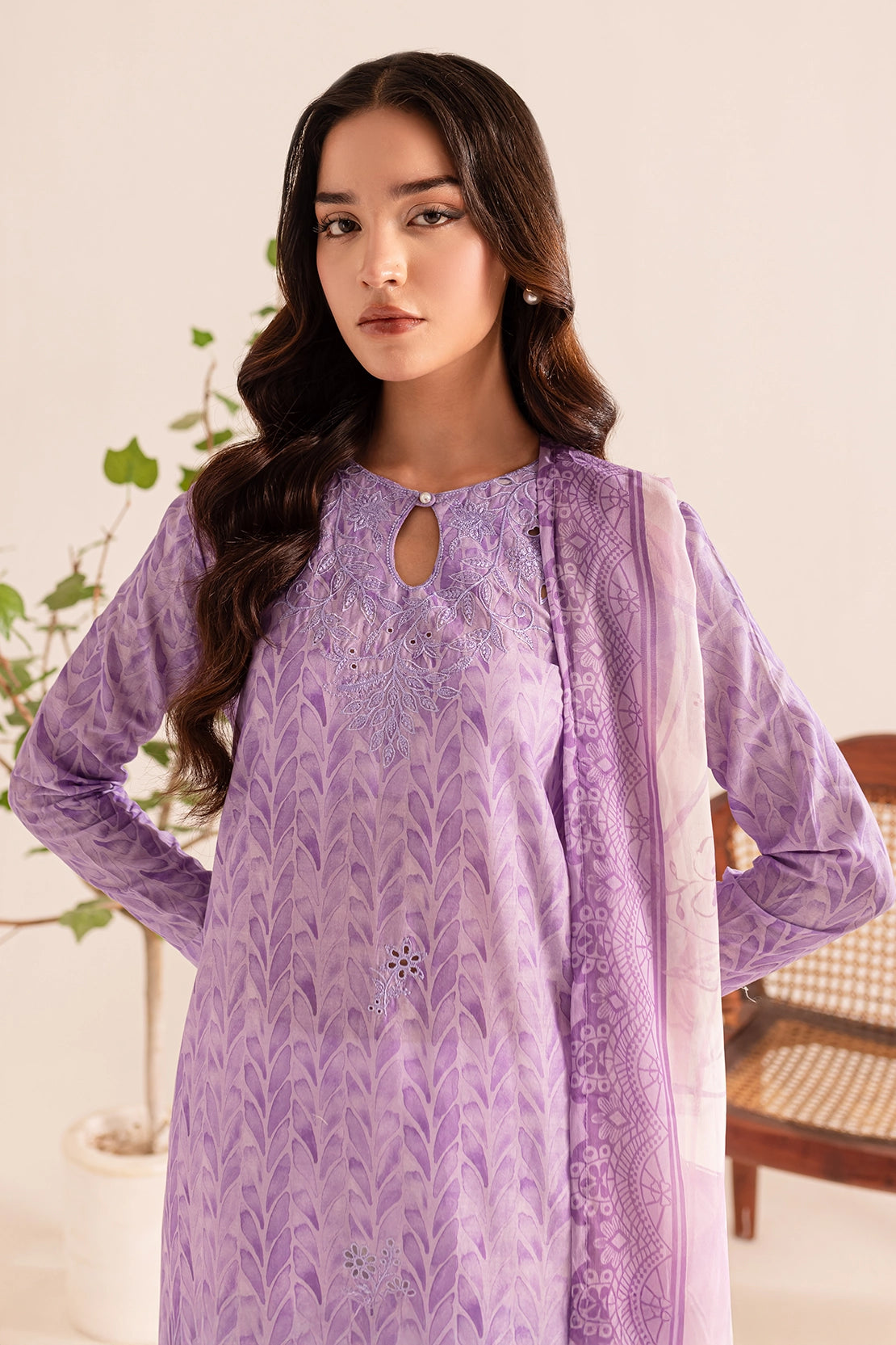 3 PIECE - PREMIUM EMBROIDERED LAWN - 9074