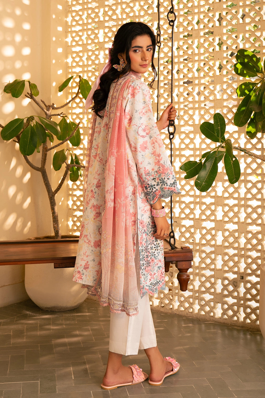 3 Piece - Premium Embroidered Lawn - 3721
