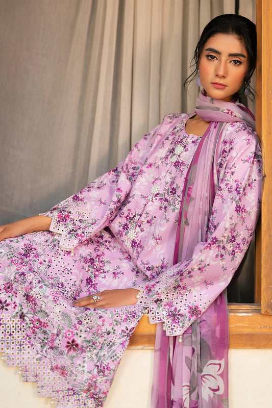 3 Piece - Premium Embroidered Lawn - 3725