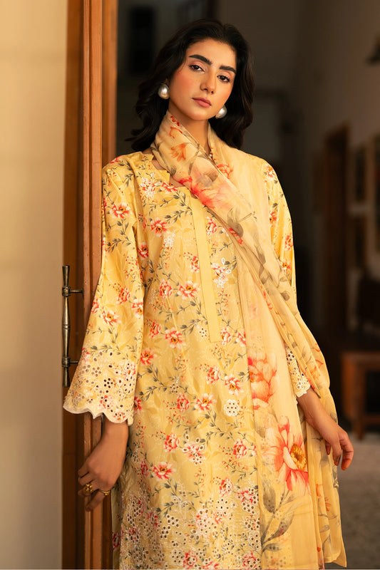 3 Piece - Premium Embroidered Lawn - 3726