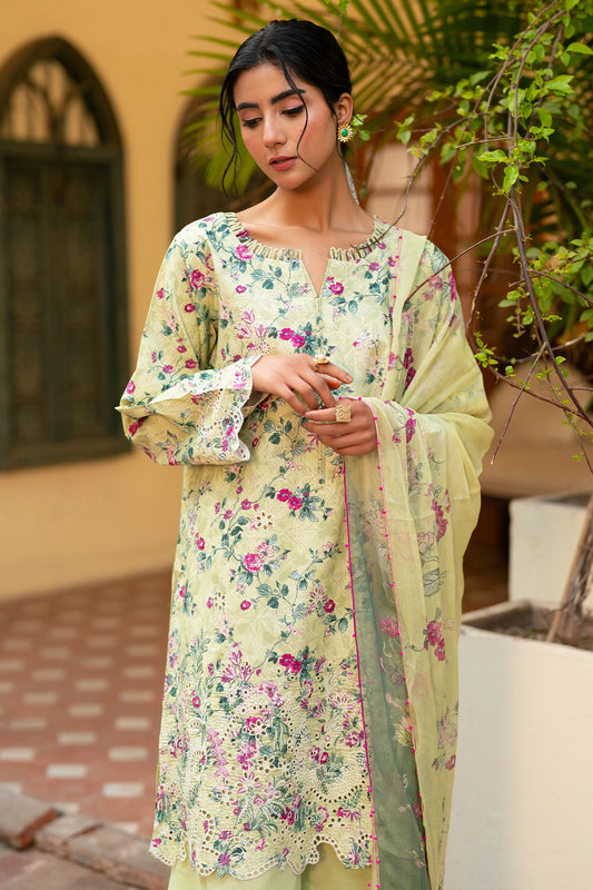 3 Piece - Premium Embroidered Lawn - 3727
