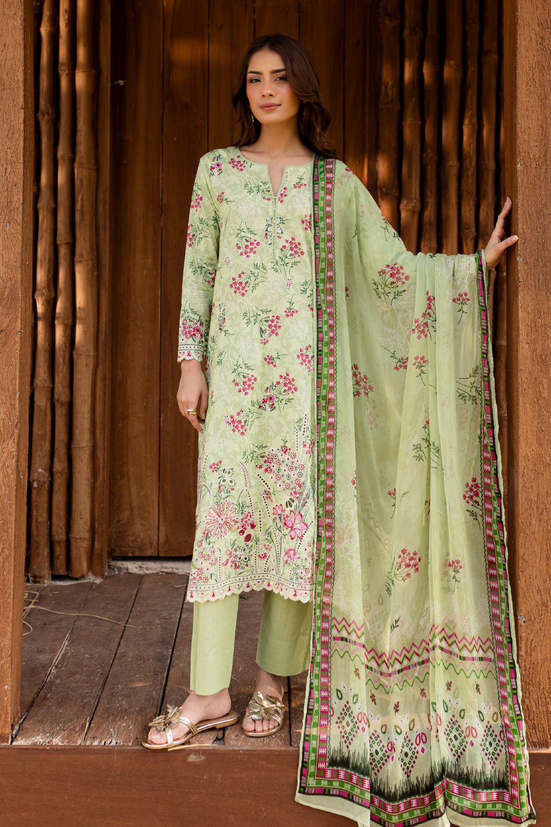 3 PIECE - PREMIUM EMBROIDERED LAWN - 9151