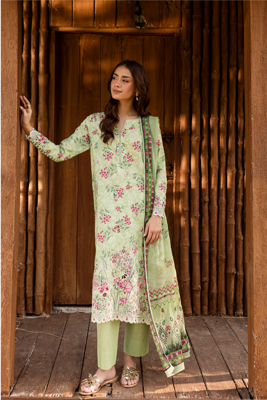 3 PIECE - PREMIUM EMBROIDERED LAWN - 9151