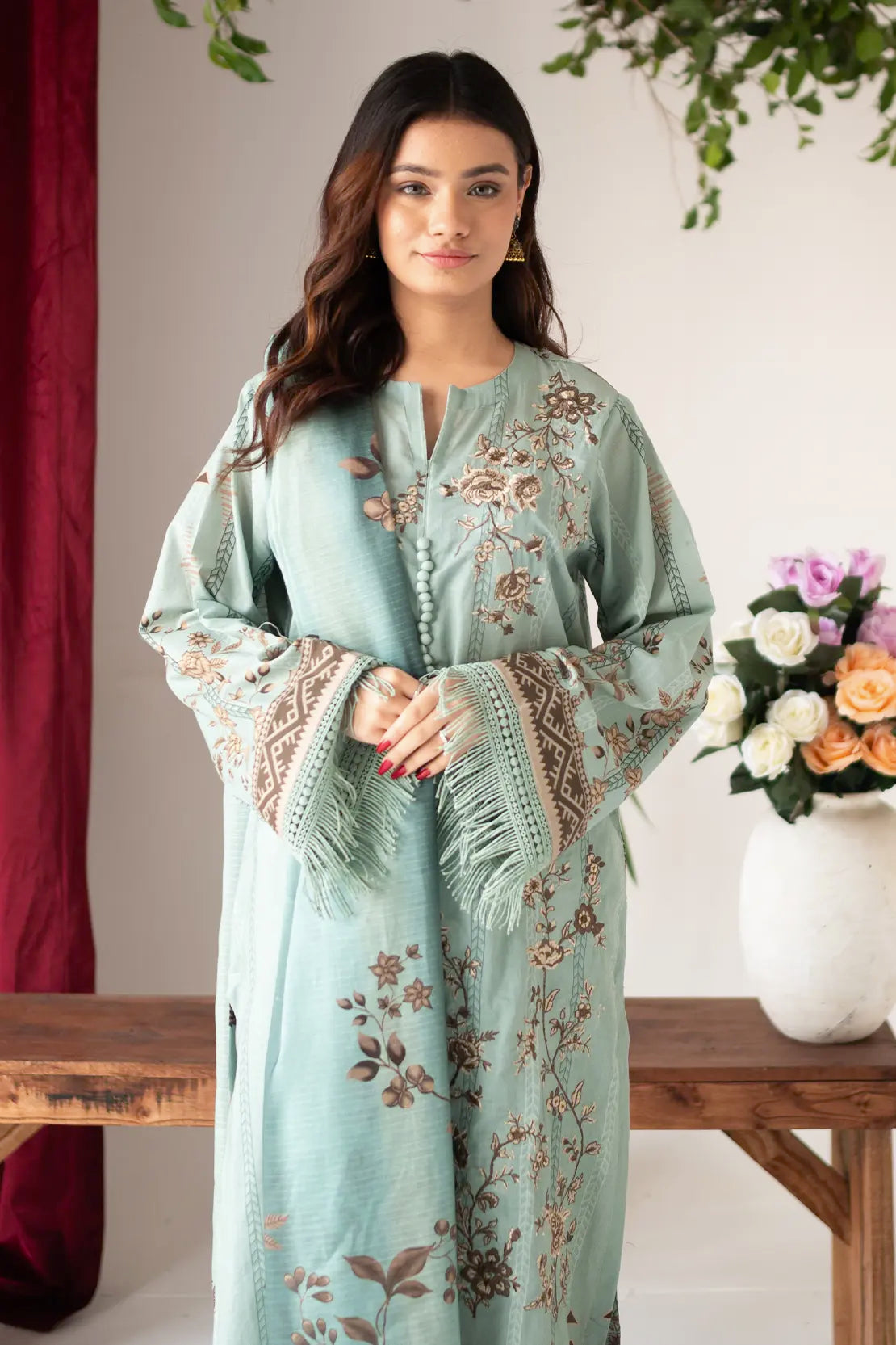 3 Piece - Embroidered Lawn - 8679