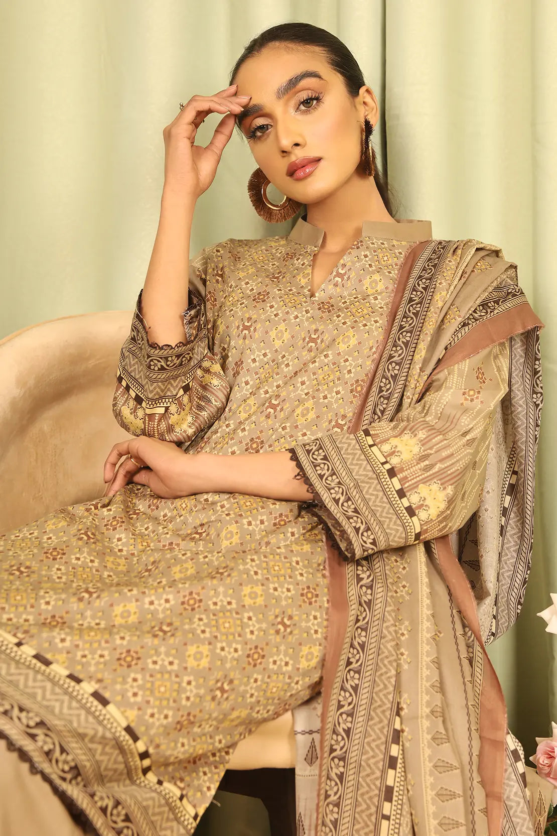 3 Piece - Basic luxury lawn 7448 - Voile Dupatta