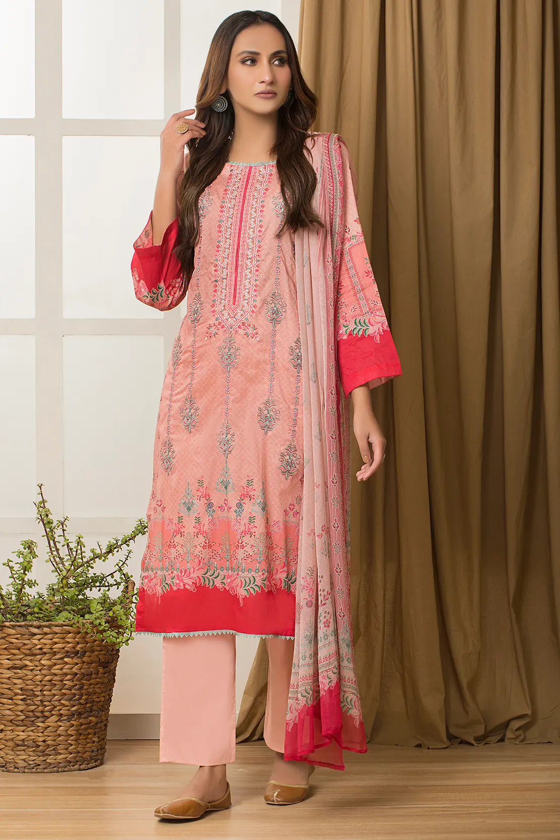 3 Piece – Embroidered Lawn – 7488