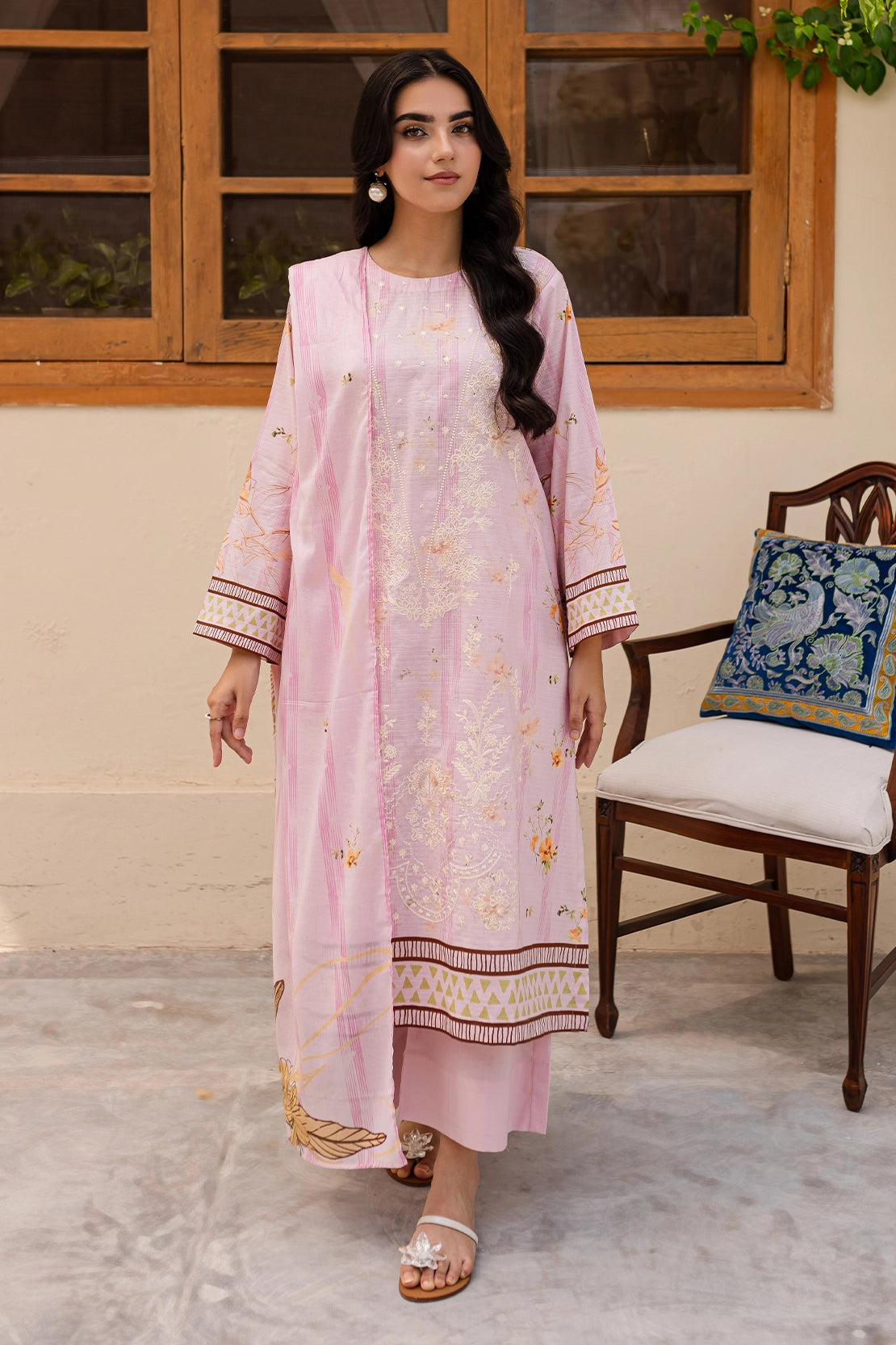 3 PIECE - PREMIUM EMBROIDERED LAWN - 020