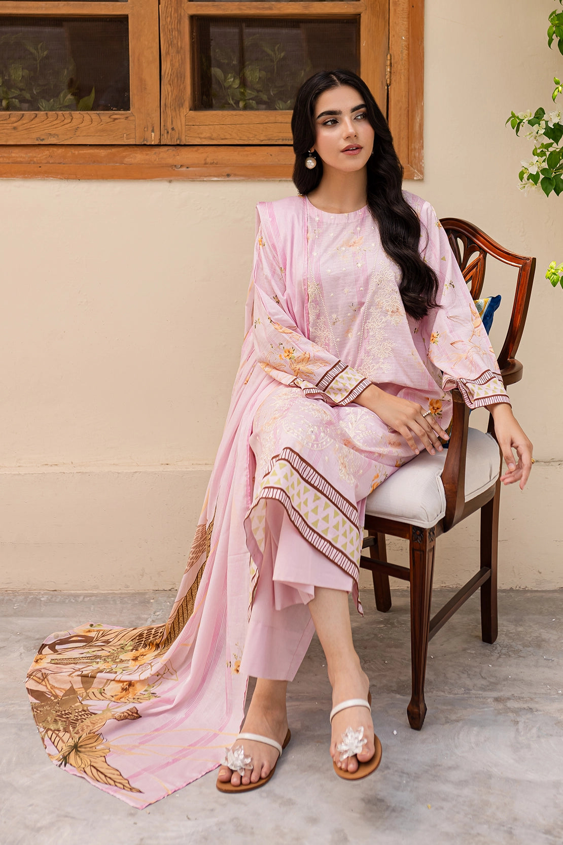 3 PIECE - PREMIUM EMBROIDERED LAWN - 020