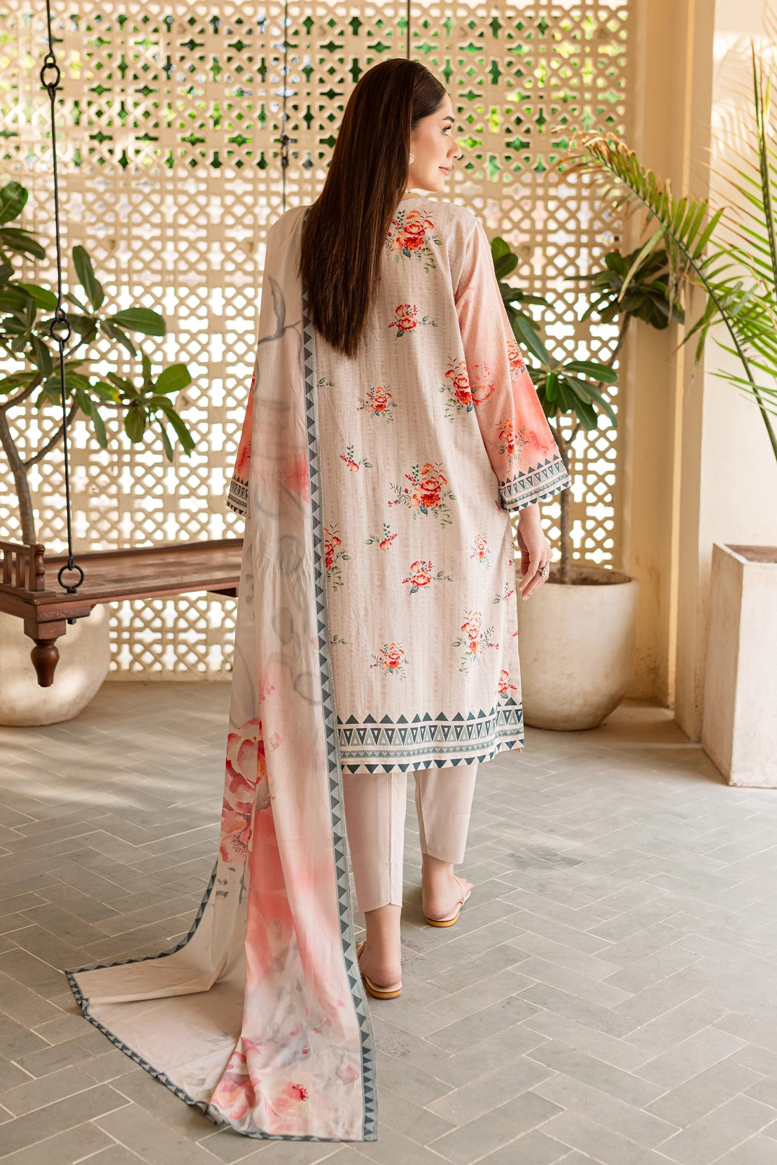 3 PIECE - PREMIUM EMBROIDERED LAWN - 019