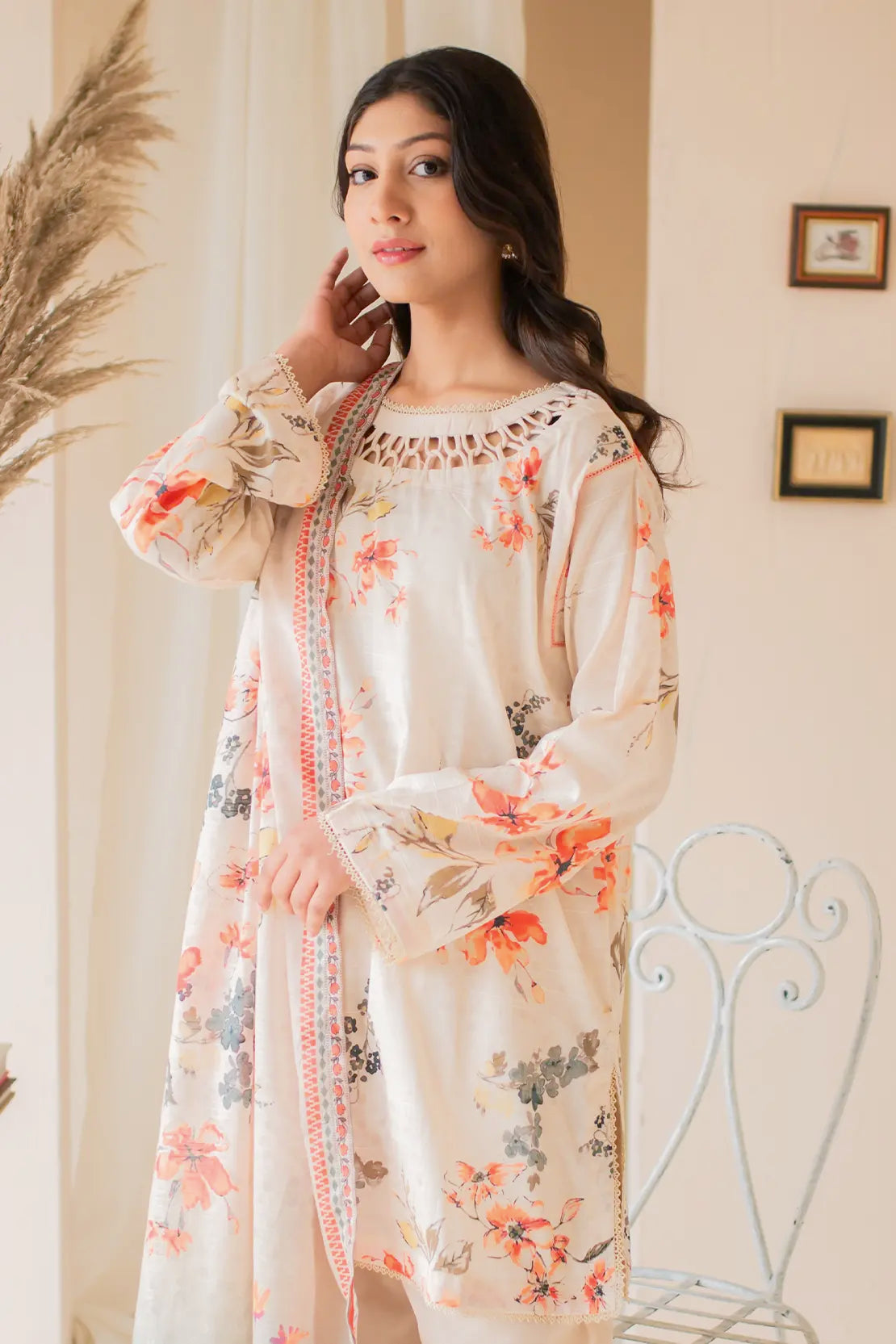 3 Piece Digitally printed Lawn - 8181