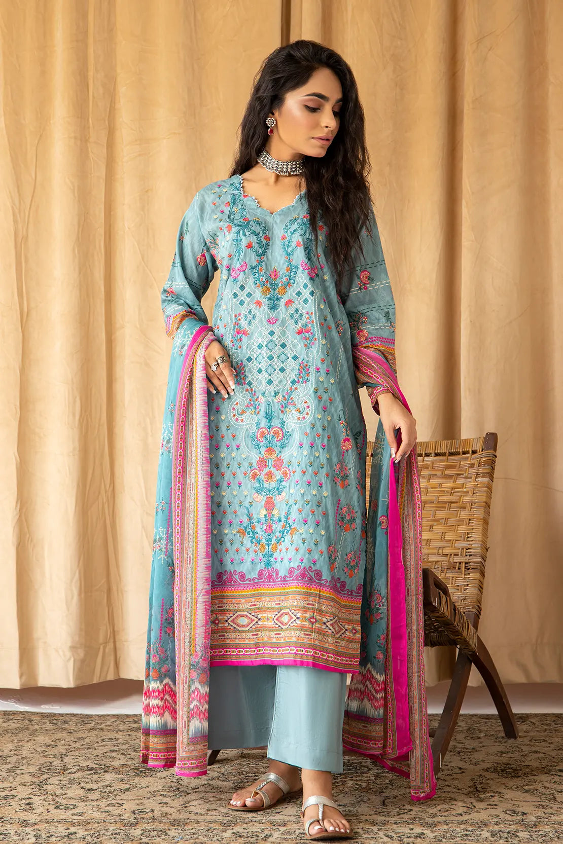 3 Piece - Embroidered Lawn - 8033