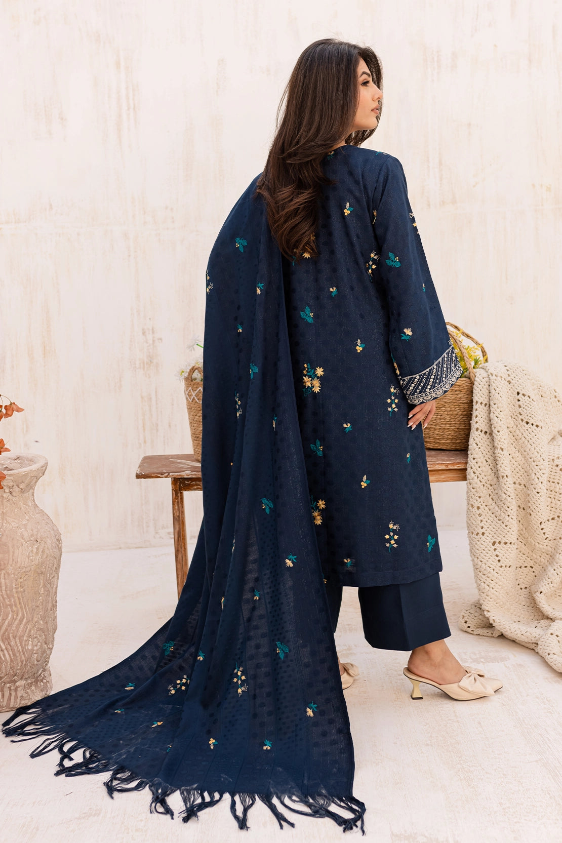 3 Piece - Premium Embroidered Dhanak Wool - 4001