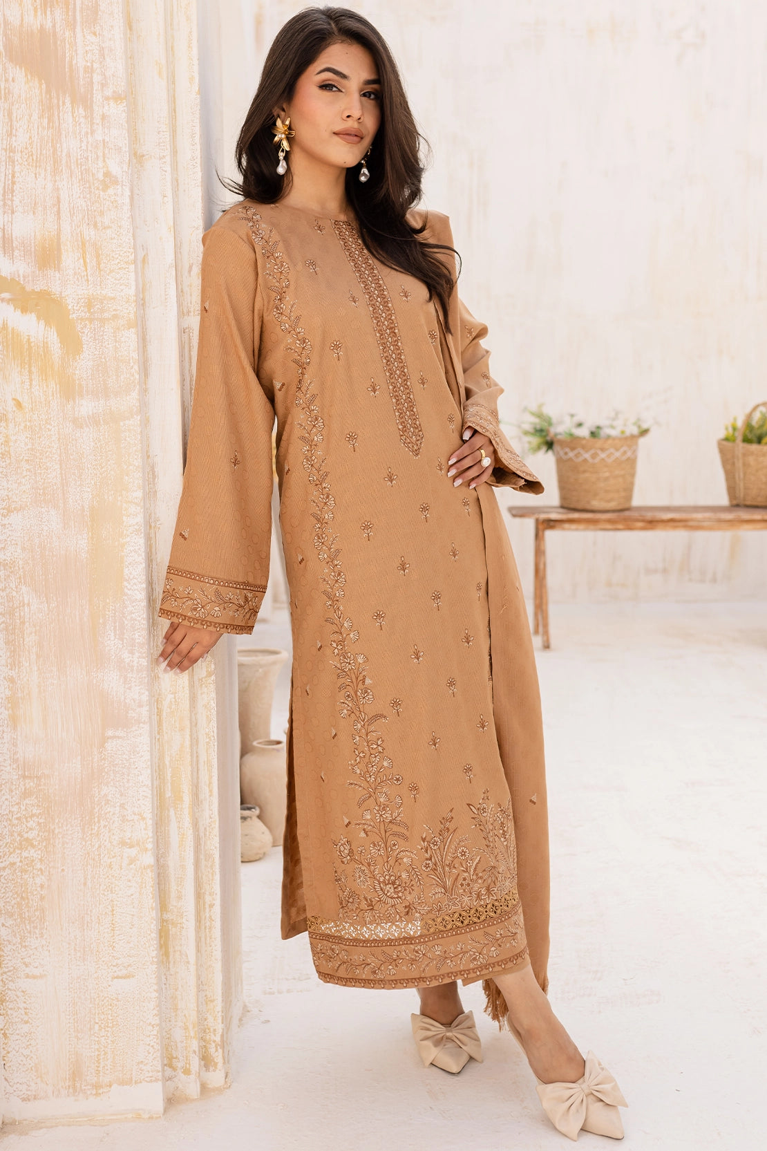 3 Piece - Premium Embroidered Dhanak Wool - 4002
