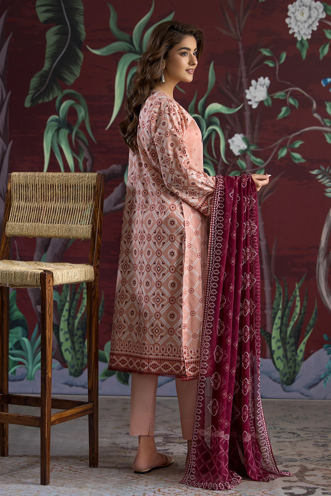 3 Piece - Premium Embroidered Lawn - 535