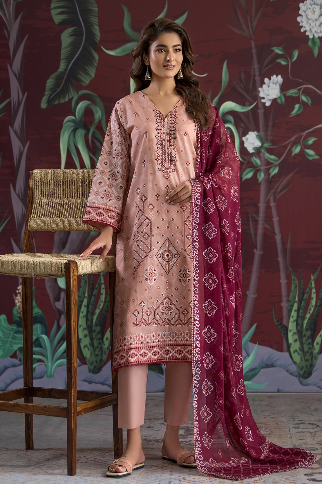 3 Piece - Premium Embroidered Lawn - 535