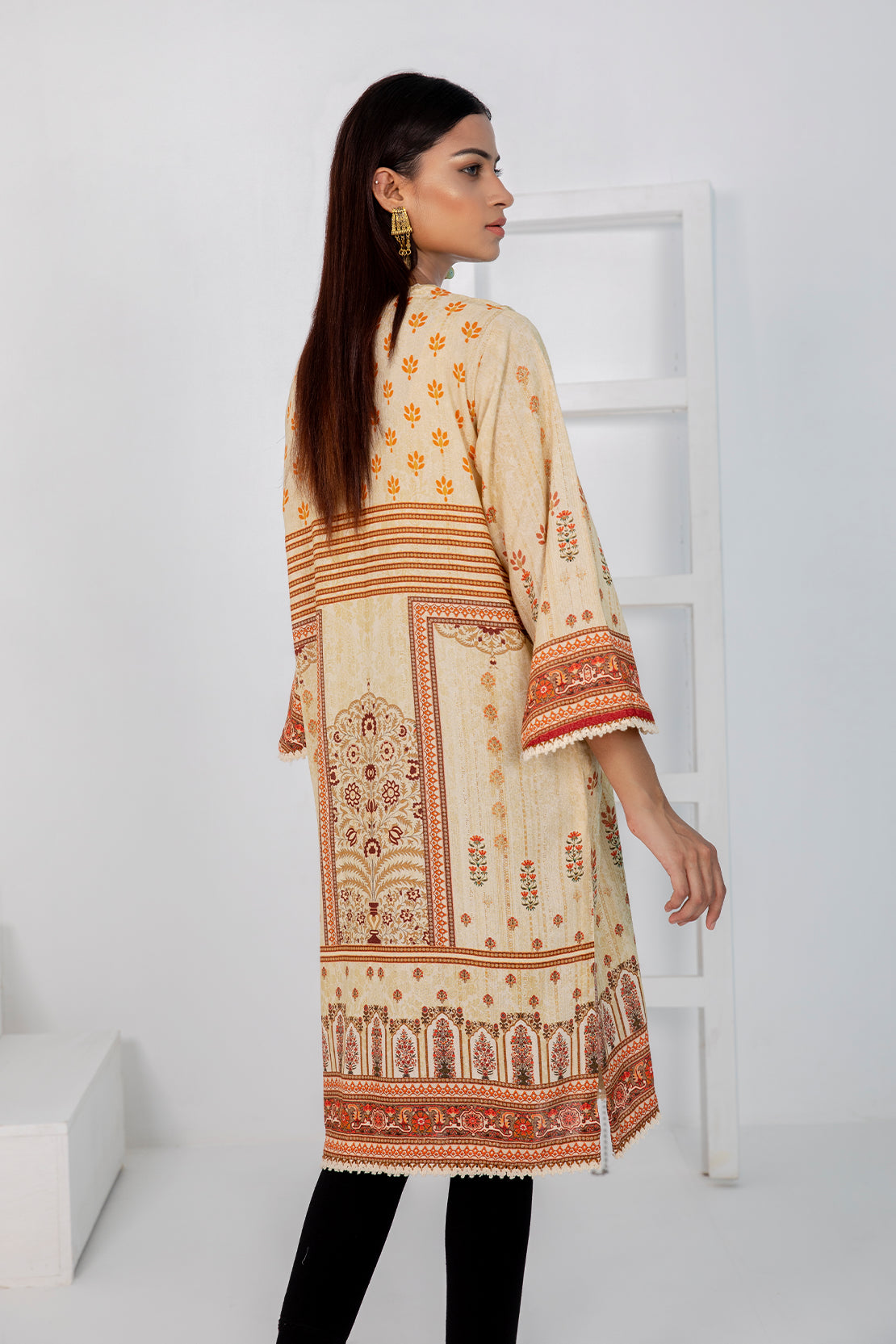 1 PIECE - DIGITALLY PRINTED KARANDI - 5540