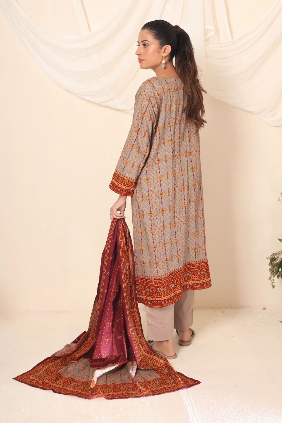 3 Piece - Printed Lawn - 882 A