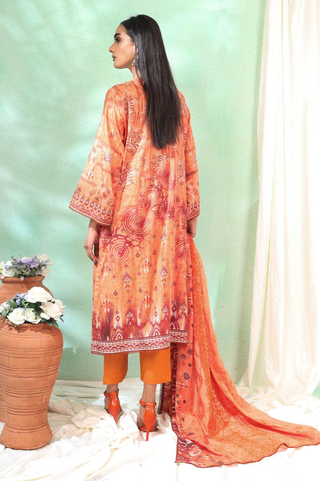 3 Piece - Embroidered Lawn - 181