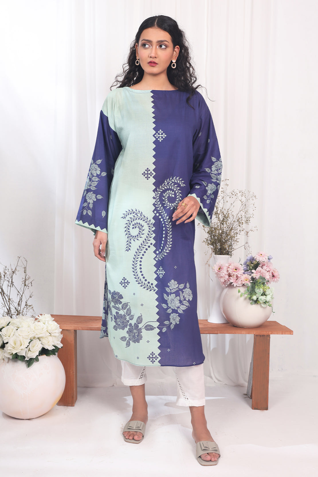 1 Piece - Digitally Printed Lawn - 8752