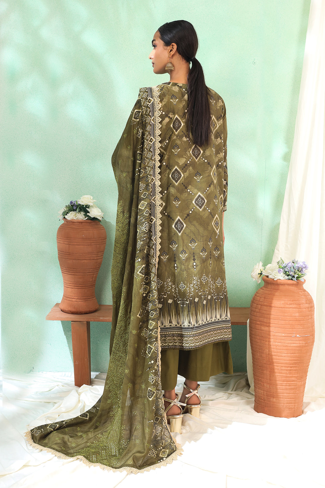 3 Piece - Embroidered Lawn - 183