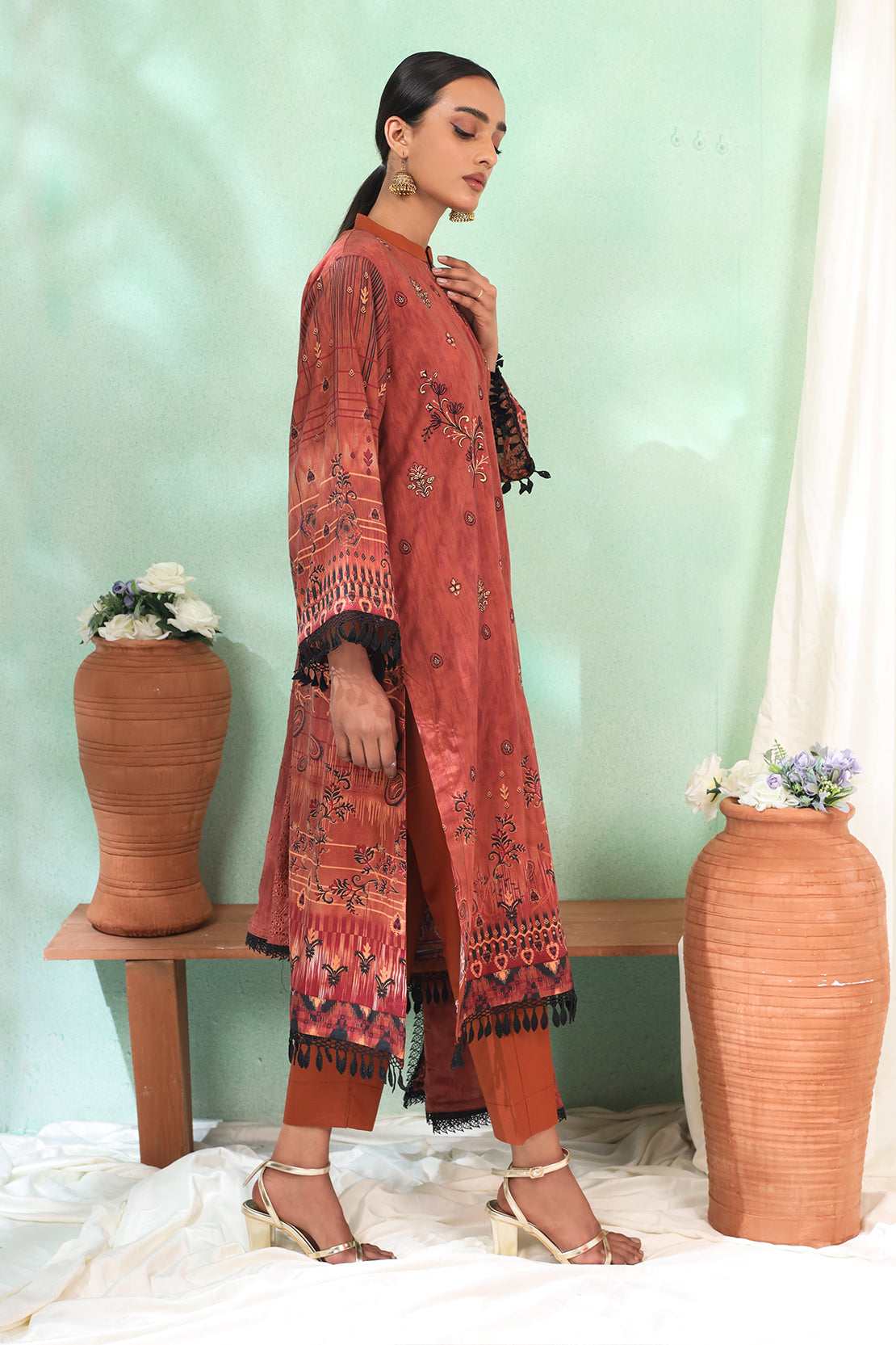 3 Piece - Embroidered Lawn - 185