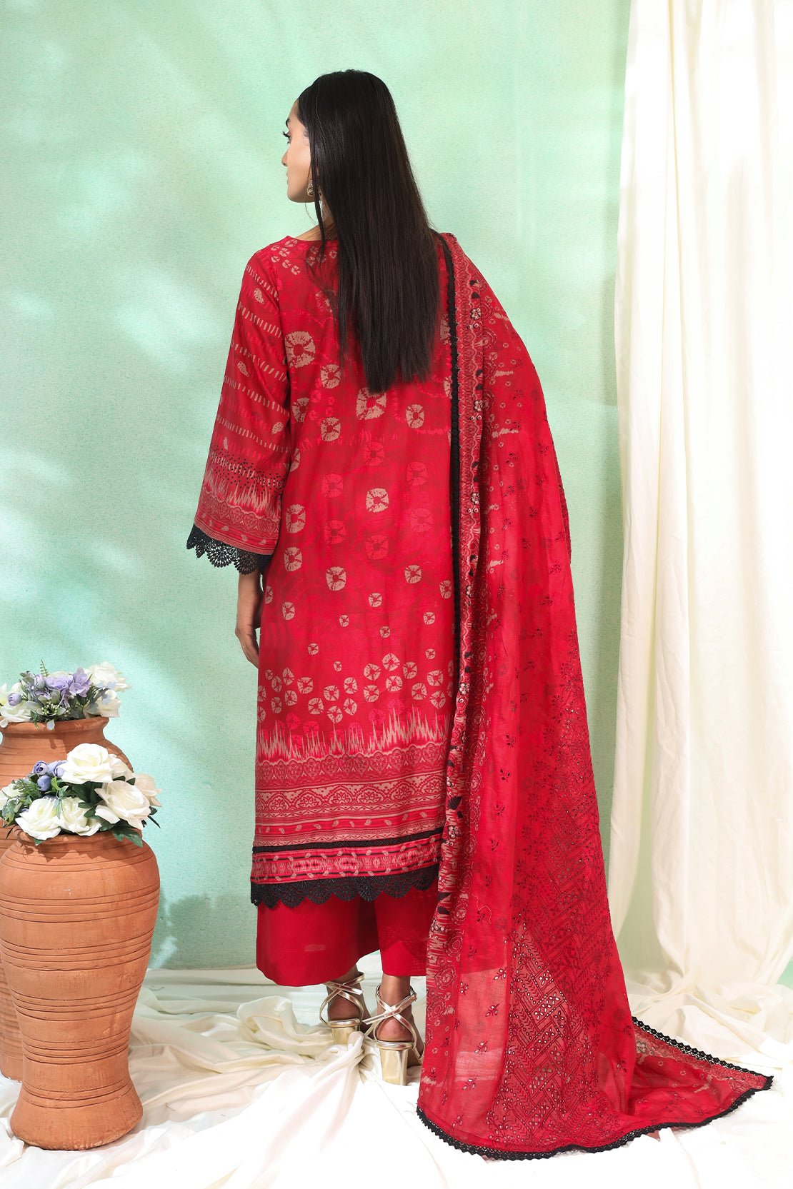 3 Piece - Embroidered Lawn - 187