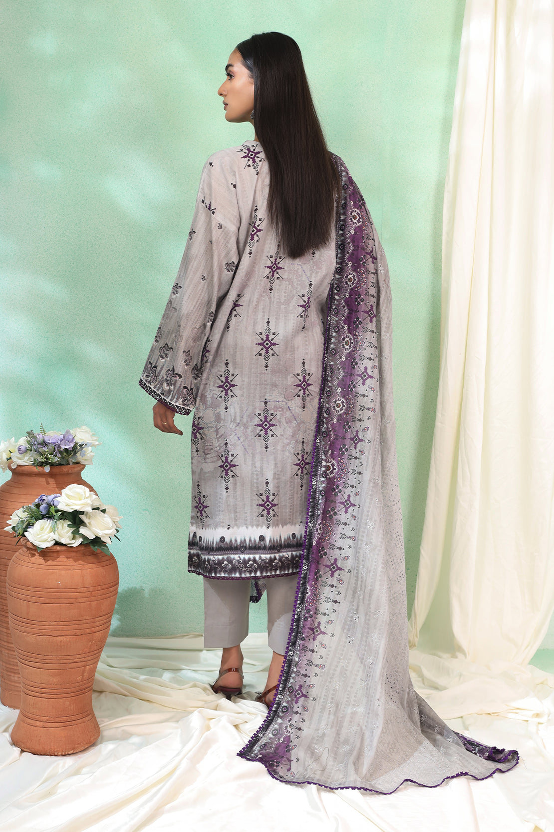 3 Piece - Embroidered Lawn - 188