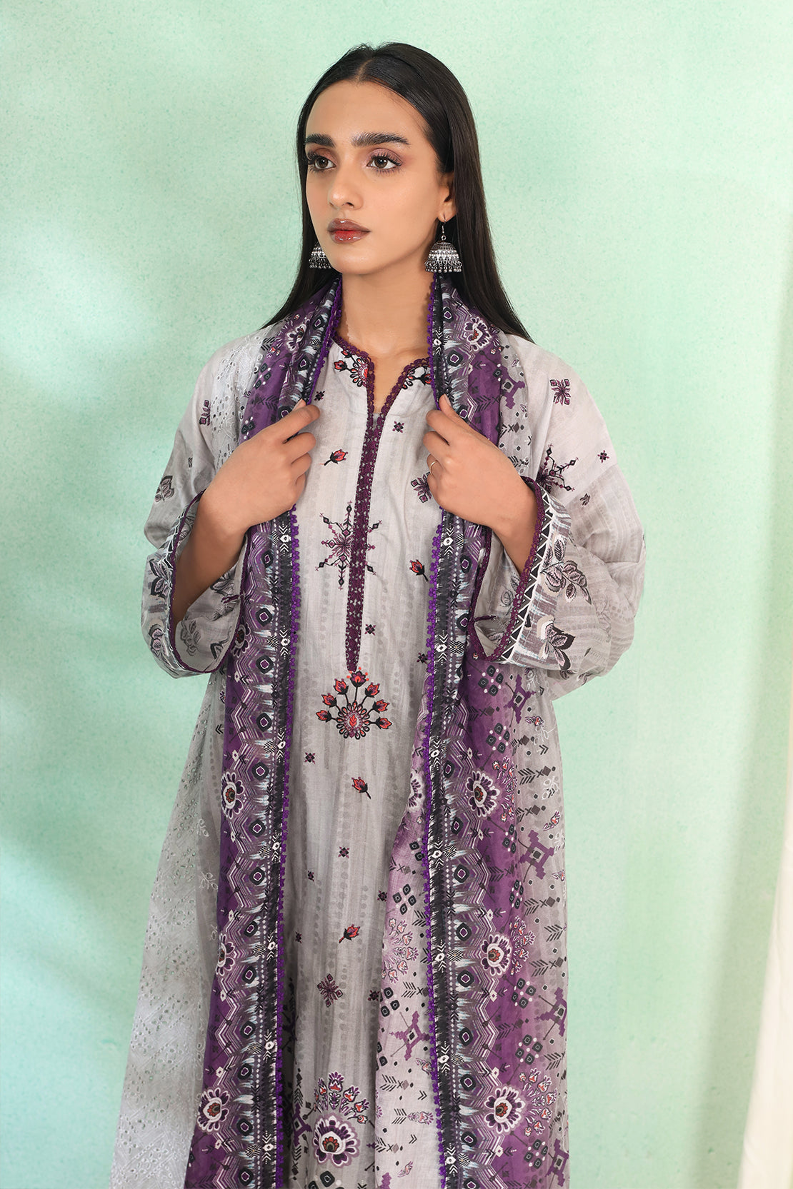 3 Piece - Embroidered Lawn - 188