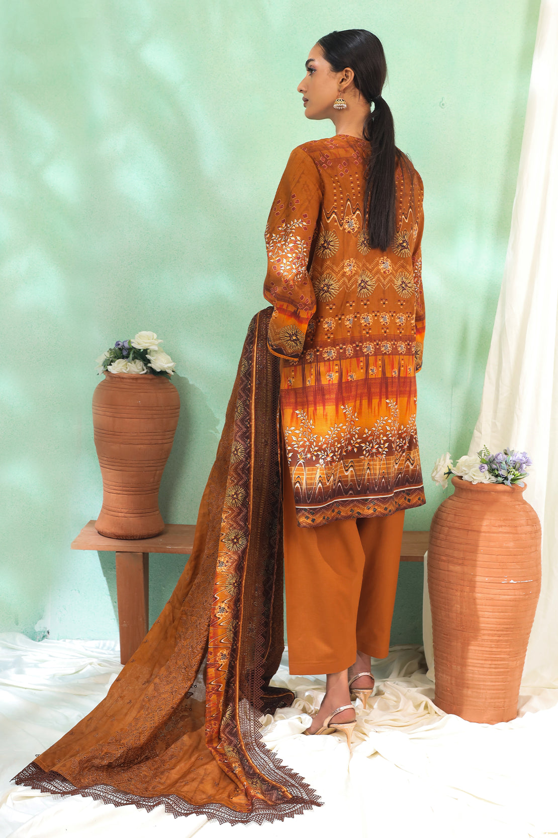 3 Piece - Embroidered Lawn - 189