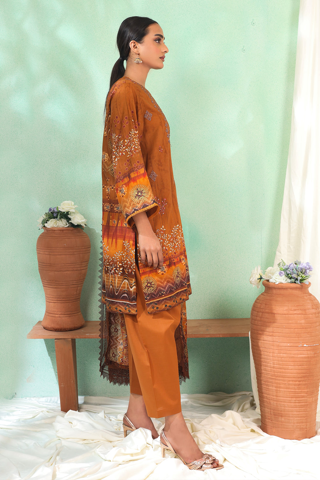 3 Piece - Embroidered Lawn - 189