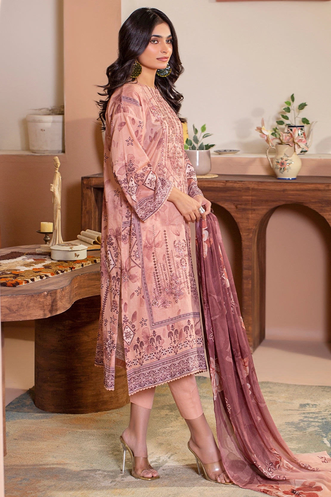 3 PIECE - PREMIUM EMBROIDERED LAWN - 9141