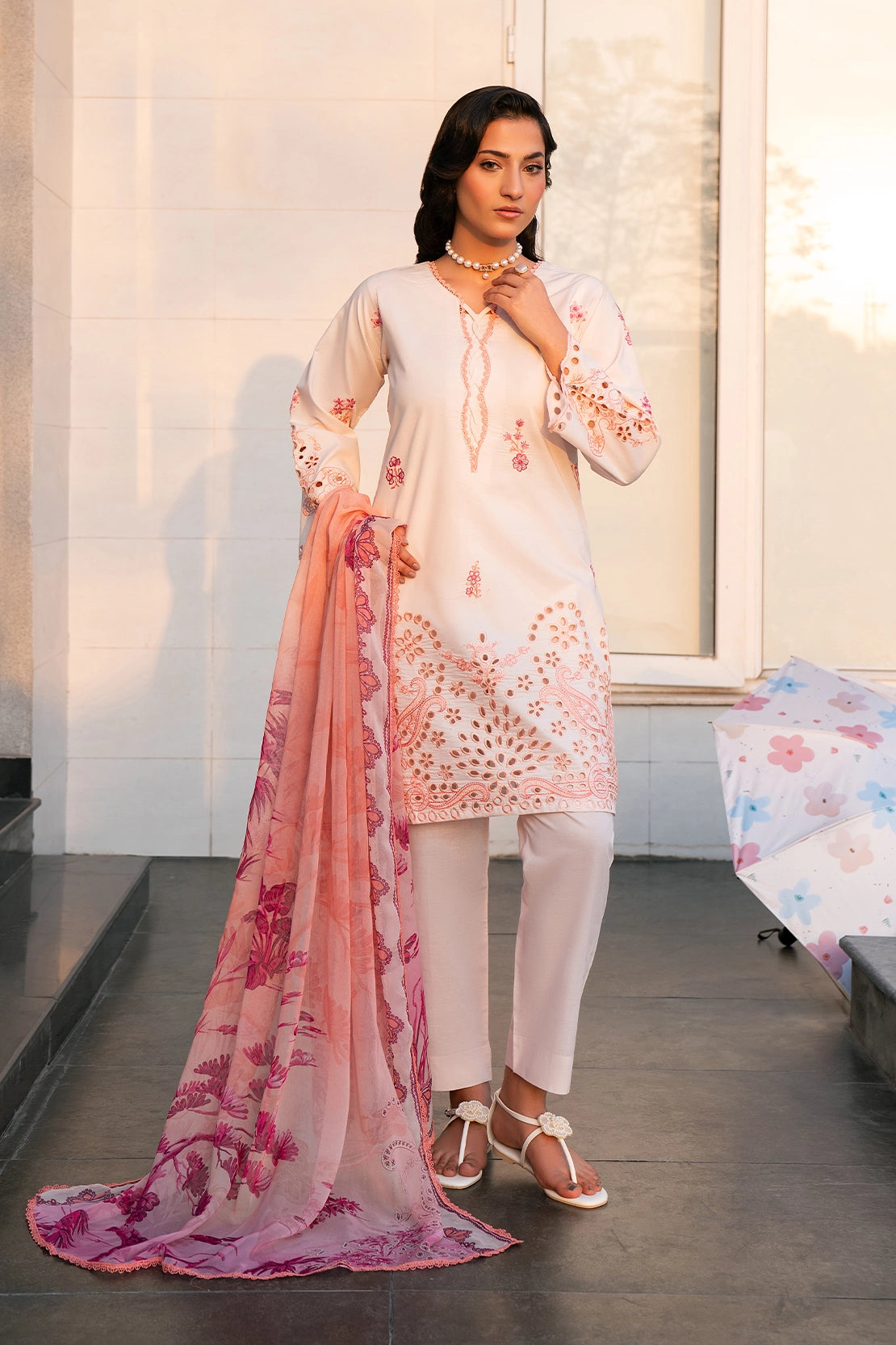 3 Piece - Premium Embroidered Lawn - 3767