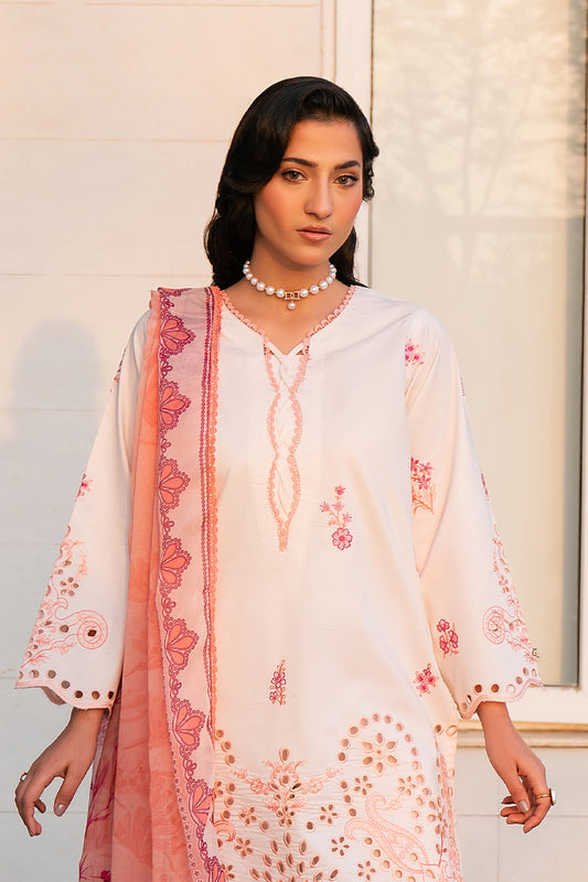 3 Piece - Premium Embroidered Lawn - 3767