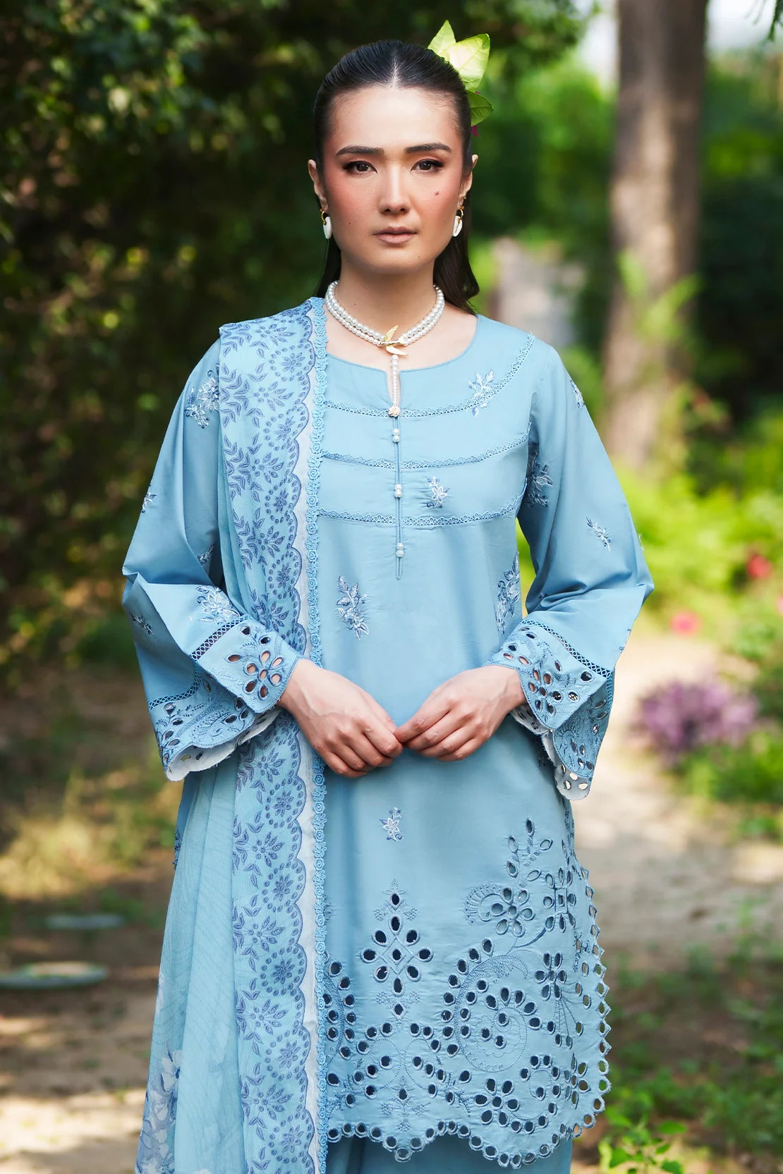 3 Piece - Luxury Embroidered Lawn - 3706