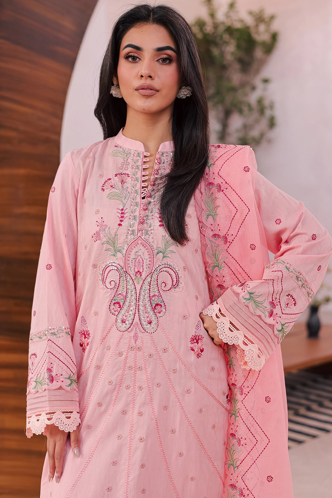 3 Piece - Premium Embroidered Lawn - 453N