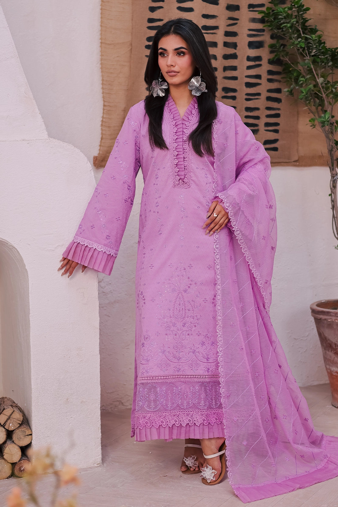 3 Piece - Premium Embroidered Lawn - 454N