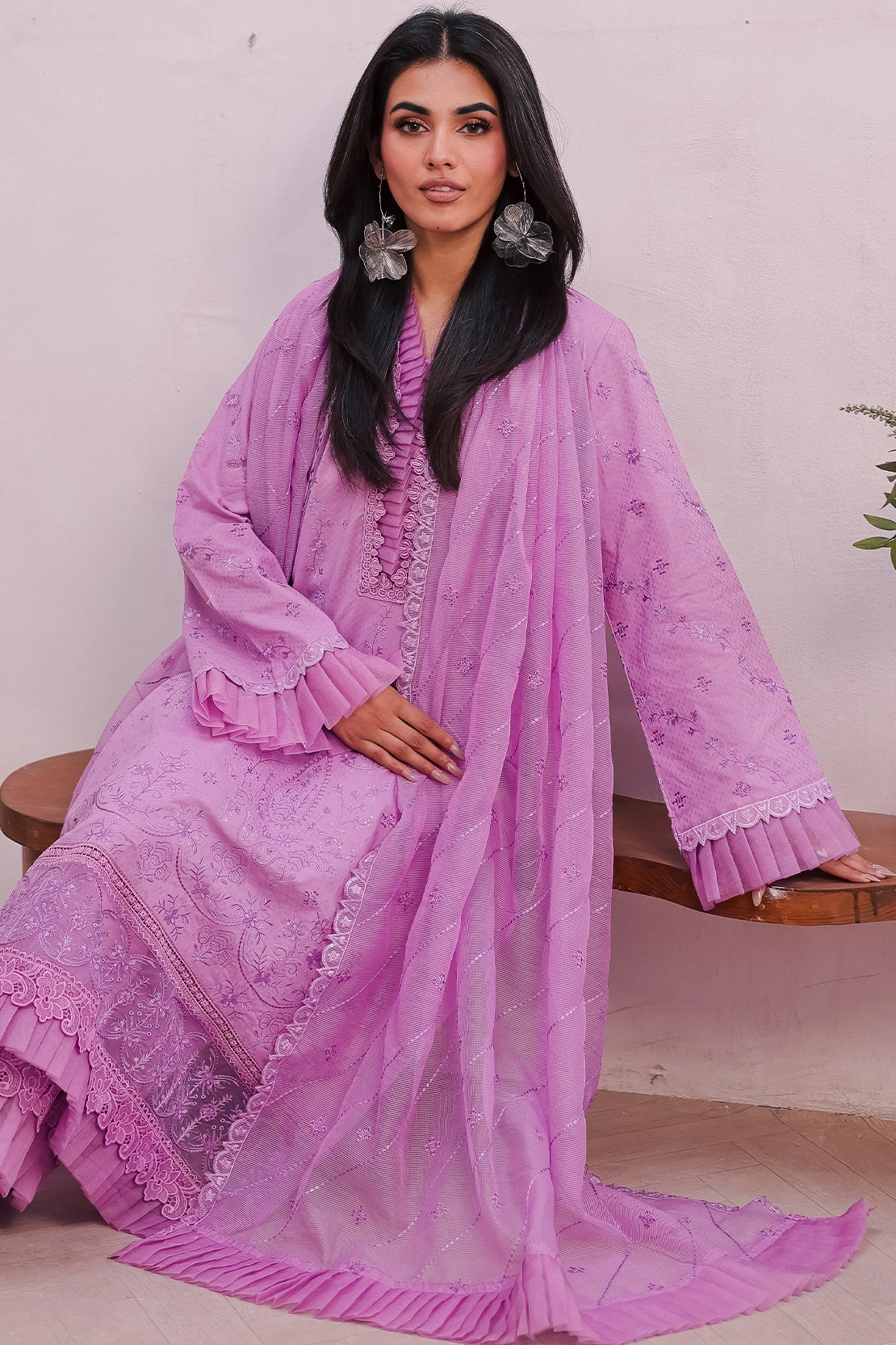 3 Piece - Premium Embroidered Lawn - 454N