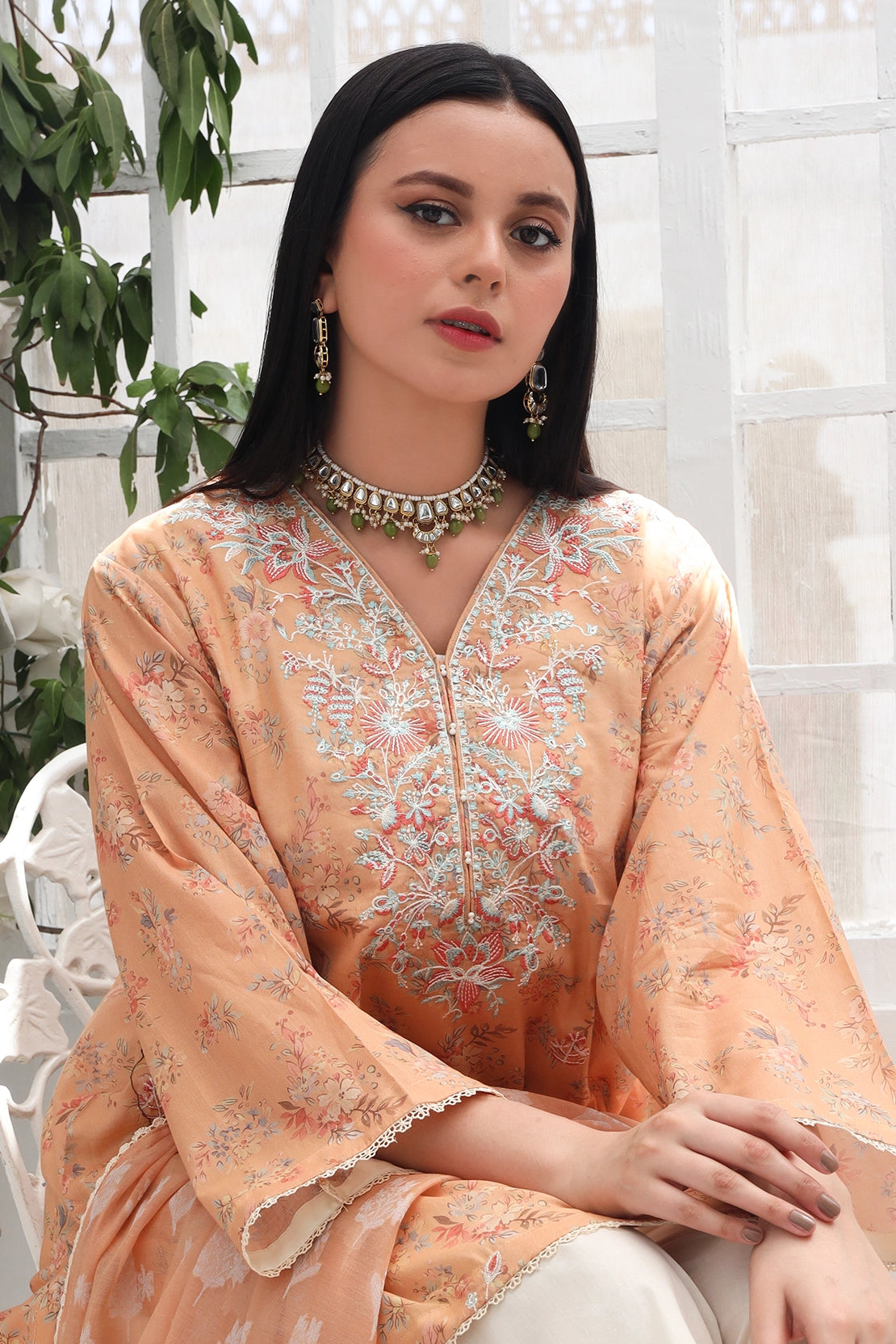 3 Piece - Embroidered Lawn - 8933